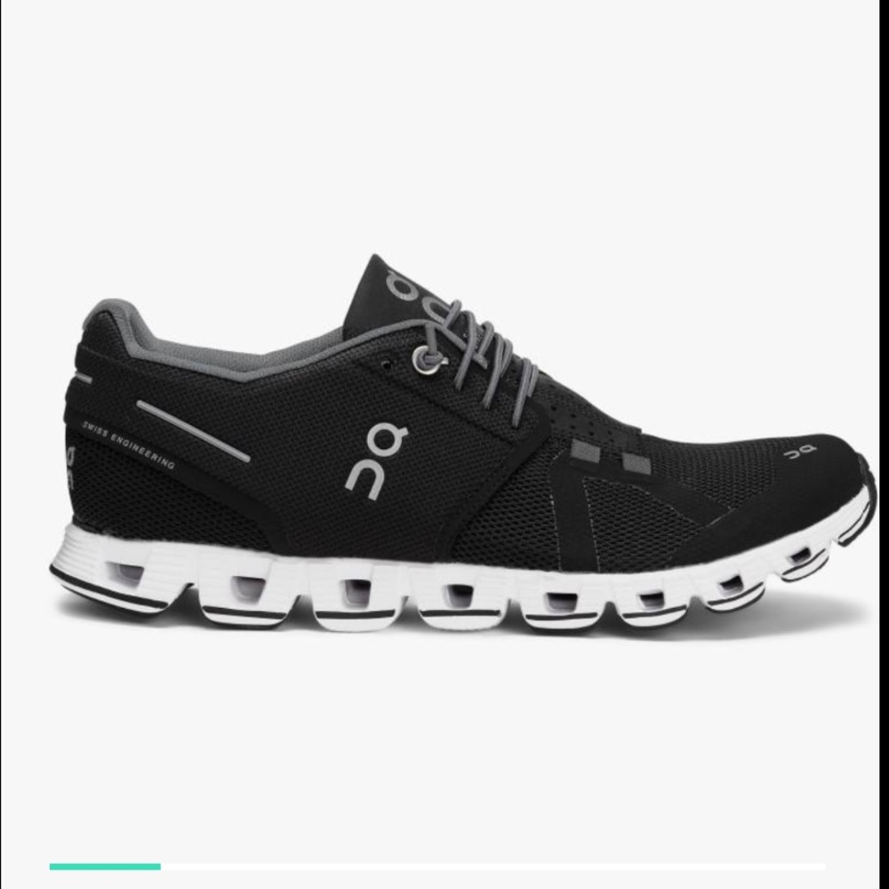 On Cloud Running Sneakers Size 7.5